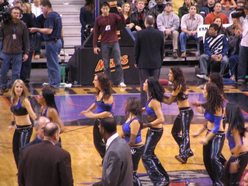 Raptors - 02.04.2005 280.jpg